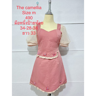 เดรสสั้น สีชมพูตุ่น โบว์ผูกไขว้หลัง มีตัวแถม1ตัว THE CAMELLIA SIZE M มือหนึ่งป้ายห้อย