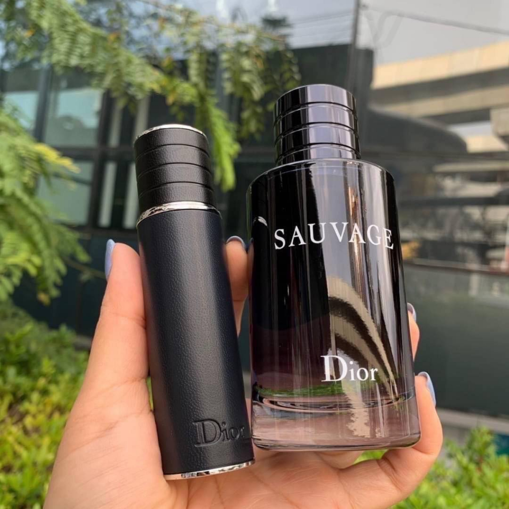 Dior Sauvage EDP Refillable Travel Set 100ml +10ml กล่องซีล**สอบถามก่อนสั่งซื้อ**