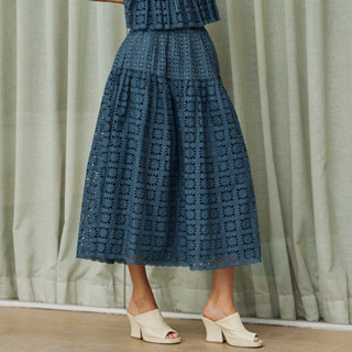 NEW !! Perana กระโปรงลูกไม้ Penny Skirt สีน้ำเงินกรม Navy