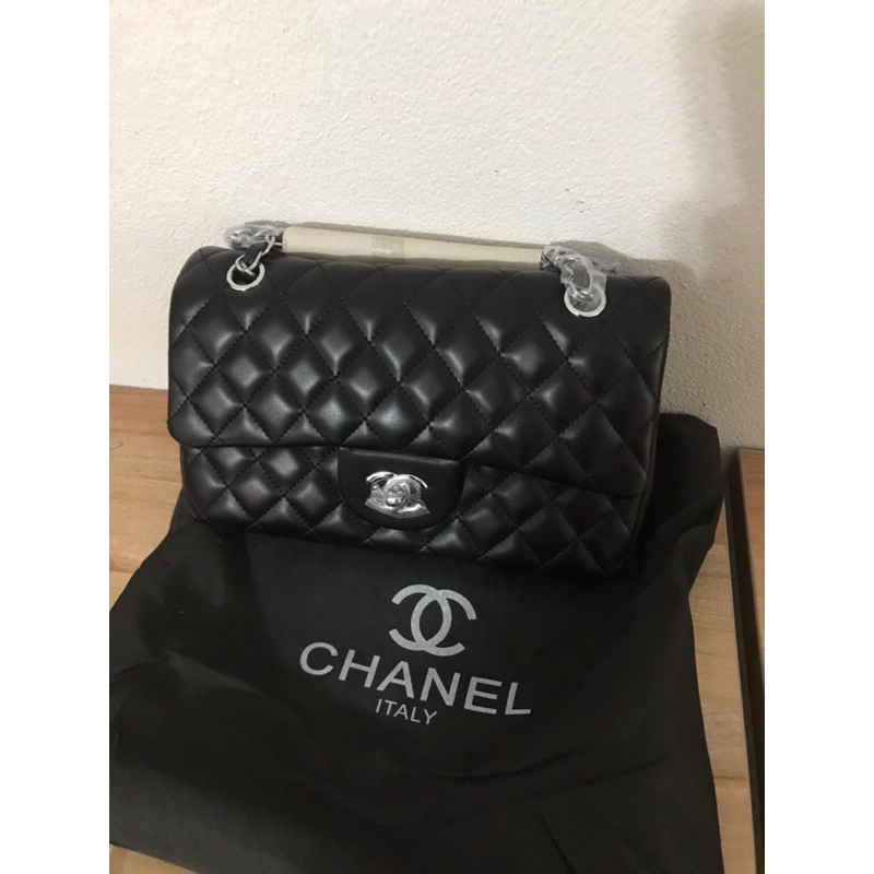 กระเป๋า Chanel classic งานไฮเอนขายต่อเป็นมือสอง