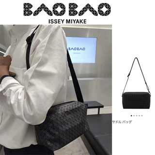 จัดส่งจากกรุงเทพ 100% กระเป๋าอาน BAOBAO Issey Miyake SADDLE BAG กระเป๋าสะพายข้าง รับประกัน 1 ปี