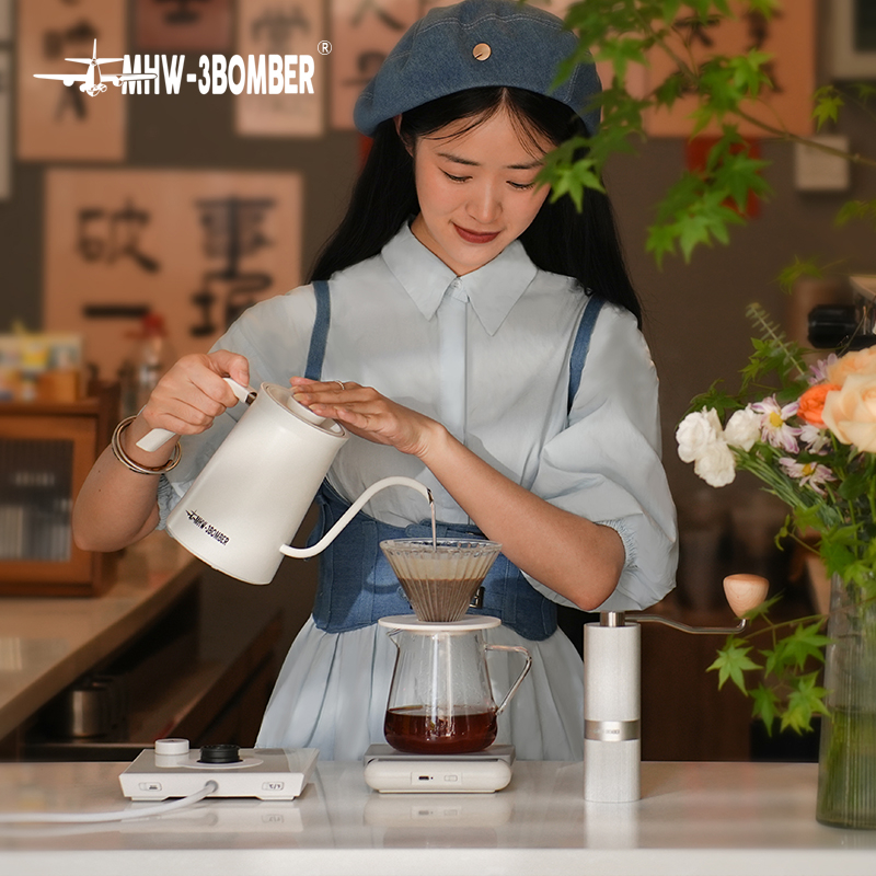 MHW-3BOMBER Assassin Electric Coffee Kettle กาไฟฟ้า กาดริปกาแฟ ขนาด 600 ml [ ปลั๊กไทย ] ราคา ถูกที่สุด ดีลบีเคเค แกลเลอรีภาพที่ 3