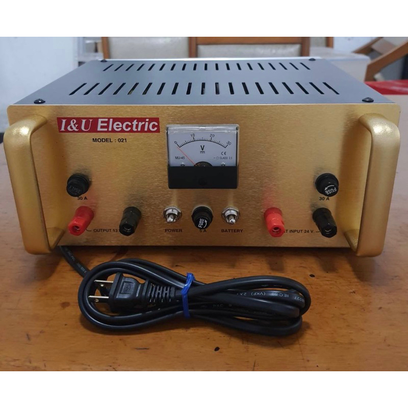 หม้อแปลงวิทยุสื่อสารเรือ In220,24v.Out 13.8v.30A. M:021