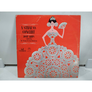 1LP Vinyl Records แผ่นเสียงไวนิล  A STRAUSS CONCERT   (E12B95)