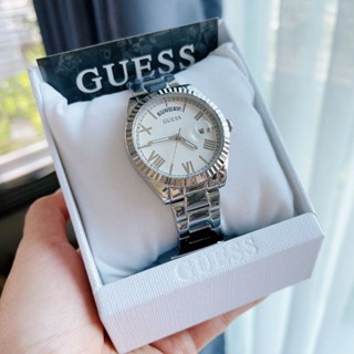 🥰⌚⌚นาฬิกาข้อมือ ชาย/หญิง 
⌚⌚NEW Guess  ตัวเรือนและสายสเตนเลสสีเงิน