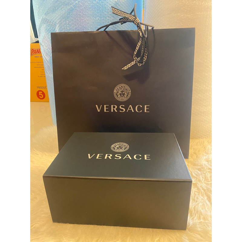 ถุงกระดาษ Versace ใส่กระเป๋า รองเท้า