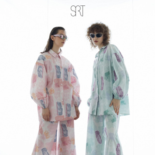 The SRT X10 Moss Top เสื้อเชิ้ตแขนยาวทรงโอเวอร์ไซส์ ดีเทลแขนพอง ผ้าพิมพ์ลาย กระดุมหน้า สีชมพู/สีเขียวมิ้นท