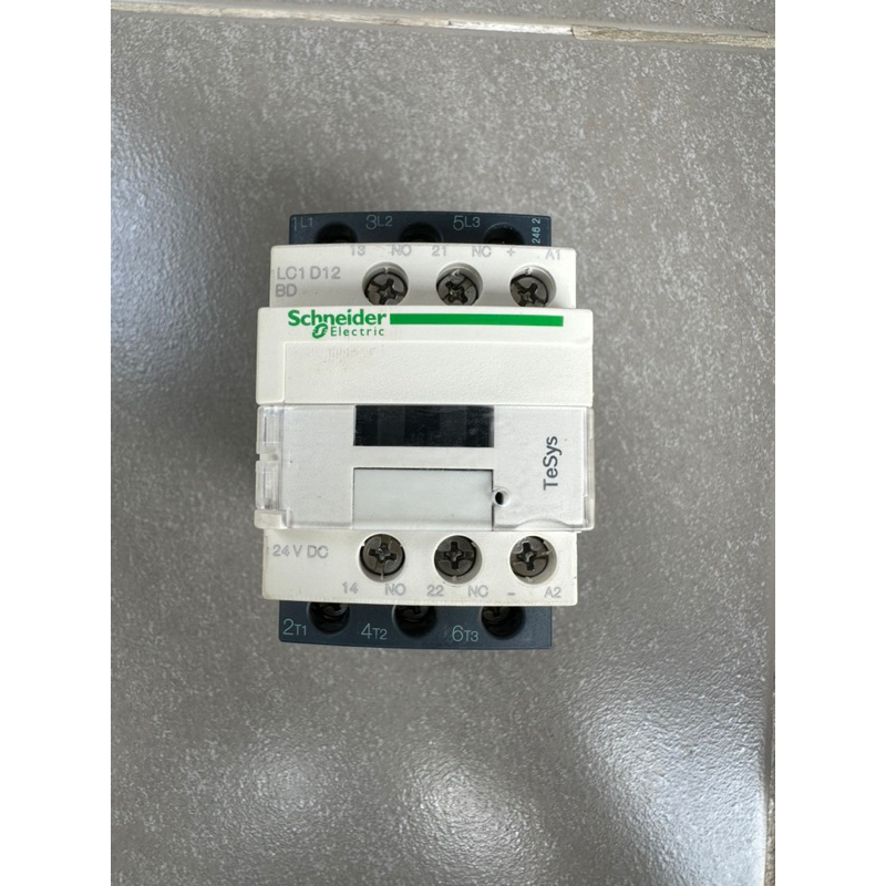 Schneider Electric รุ่น LC1D12BD - แมกเนติก - LC1D, 3 Poles, คอยล์ 24VDC, 12A, 5.5kW, 1NO+1NC