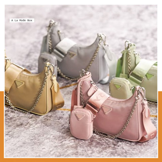 สีเยอะมาก! กระเป๋า Hobo Re-Nylon Crossbody 1:1