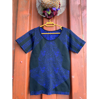เสื้อยืด สีน้ำเงินสินค้าใหม่