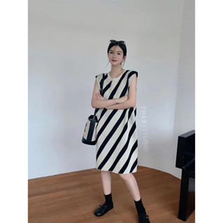 🌈🌿🌺🌼🌸🤎🧡🇰🇷 Knit Stripe Slant Sleeveless Dress