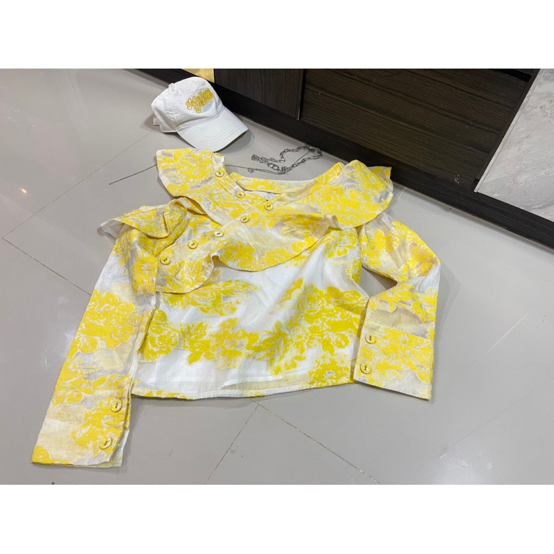 เสื้อทรงสวยป้ายLALYNN📍ไซด์ XS-S🔆อกไม่เกิน33.5