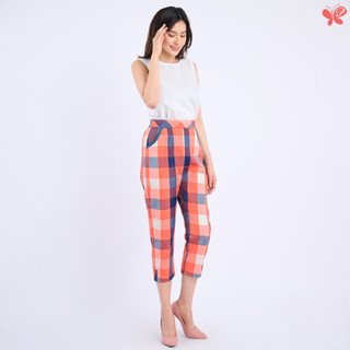 Woman Chommanad Pants กางเกงขา 3/4 ทรงขาสอบจากผ้าทอลายผ้าขาวม้าไทย ใส่ง่ายด้วยซิปด้านซ้ายและเอวยางยืดด้านหลัง