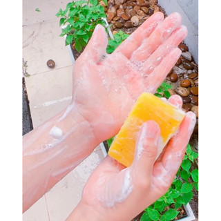 สบู่ Lemon Gluta Scrub เร่งผิวขาว x10 เลม่อนกลูต้า สครับ