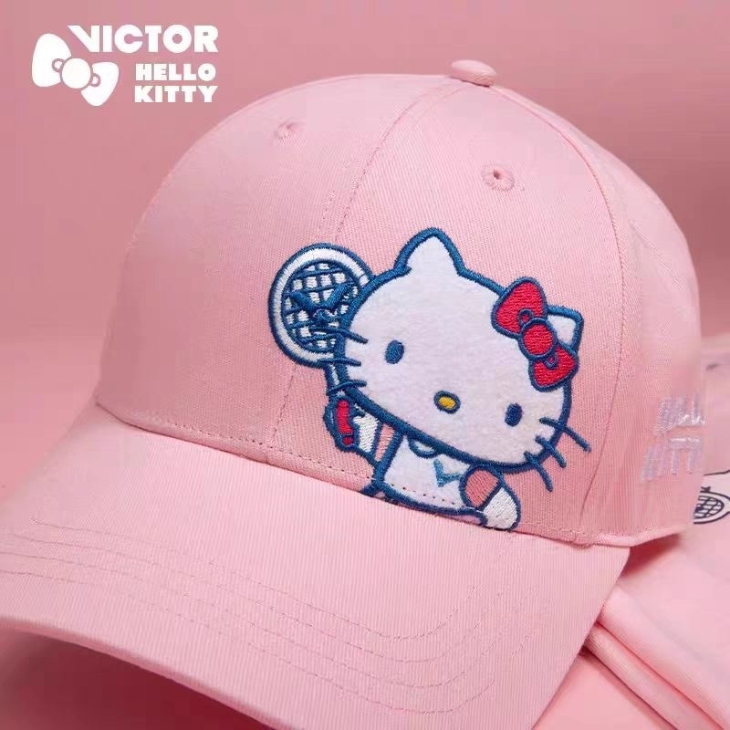 PRE-ORDER VICTOR Victor Hello Kitty Hello Kitty(หมวกกีฬา)​ KT213​   สินค้ารับประกันของแท้100%