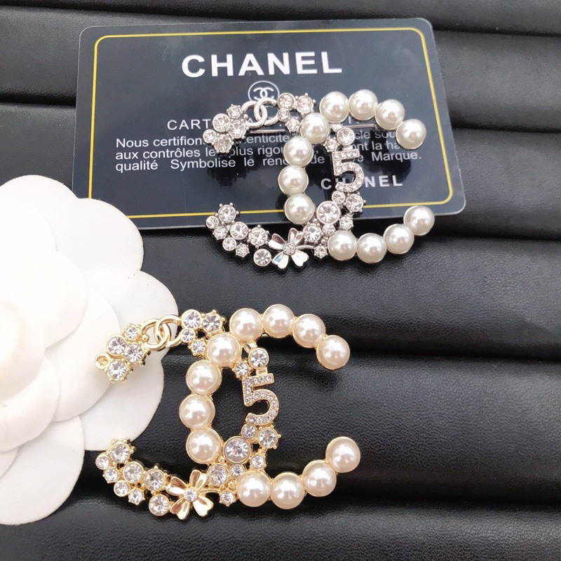 เข็มกลัดมาใหม่ ขนาด5*3.6cm หนัก24g เกดรดี มีคุณภาพ สไตล์เกาหลี หรูหรา ไฮโซ พร้อมส่งจากไทย
