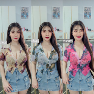 เสื้อครอปซีทรูกระดุมหน้า ลายหินอ่อน