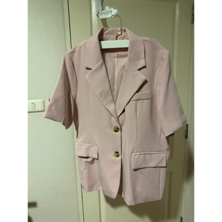 blazer suit สีชมพูกลีบบัว รูปสีเพี้ยนมาก new but wash