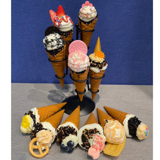 ไอติม ไอศกรีม ไอศครีม โคน ปลอม  Ice Cream Cone Mock Up พร๊อพถ่ายรูป สำหรับตกแต่งร้าน บ้าน  (ราคาต่อ 1 ชิ้น)