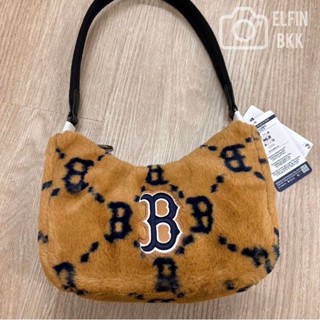 แท้ 💯 MLB Dia Monogram Fur Hobo Bag กระเป๋าสะพายไหล่ ทรงพอช/ โฮโบ ขนนุ่ม สีดำ สีขาว สีน้ำตาล