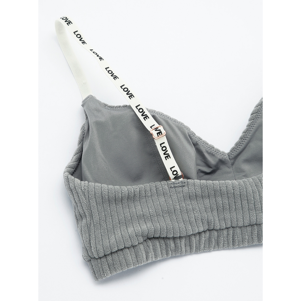 SABINA Maggie Mae Call Me Your Darling เสื้อชั้นในไร้โครง รหัส SBT1121SL สีเทา — صورة 3