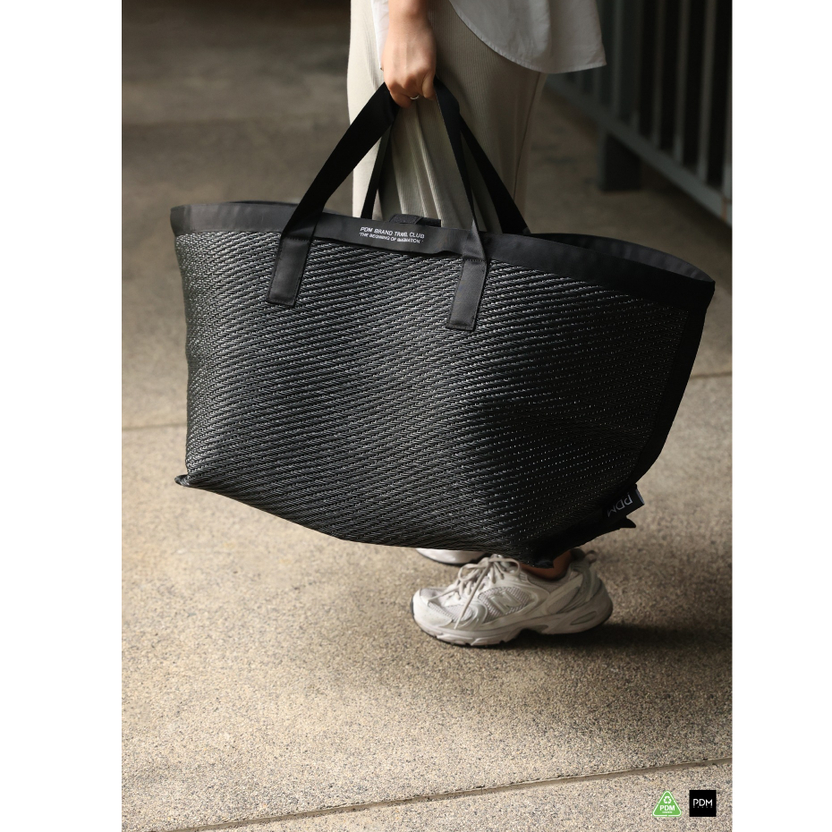 PDM กระเป๋า Munich Large Tote Bag  สี All Black