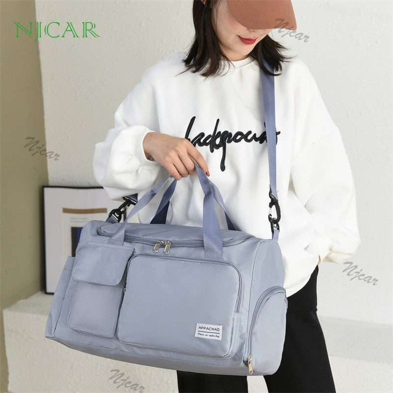NJCAR BAG กระเป๋าเดินทาง 8011B สะพายได้ หิ้วได้ ขนาดใหญ่ จุของได้เยอะ กันน้ำ