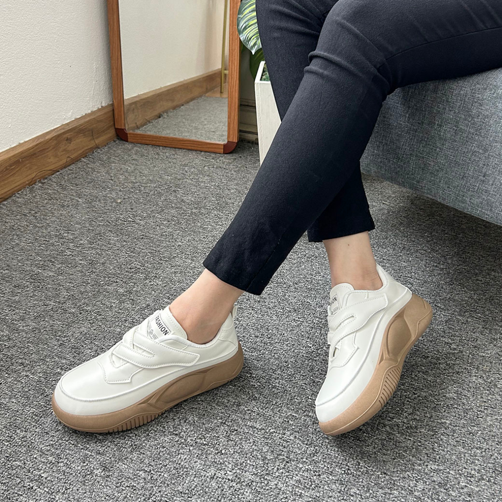 FA2SHOP รุ่น FQ179 รองเท้าหนังเพื่อสุขภาพ