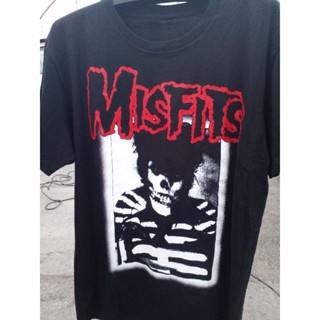 เสื้อยืด Misfits สกรีนลาย