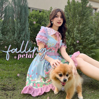 Falling Petal Dress : BLT BRAND : มินิเดรสสีฟ้าฟรุ้งฟริ้ง