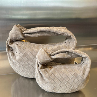 พรี​ ราคา10600 Bottega veneta 690225 หนังแท้ กระเป๋าสะพายไหล่ 36*21*13cm