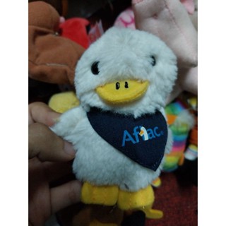 พวงกุญแจตุ๊กตามือสอง เป็ด aflac สภาพดี 35 บาท