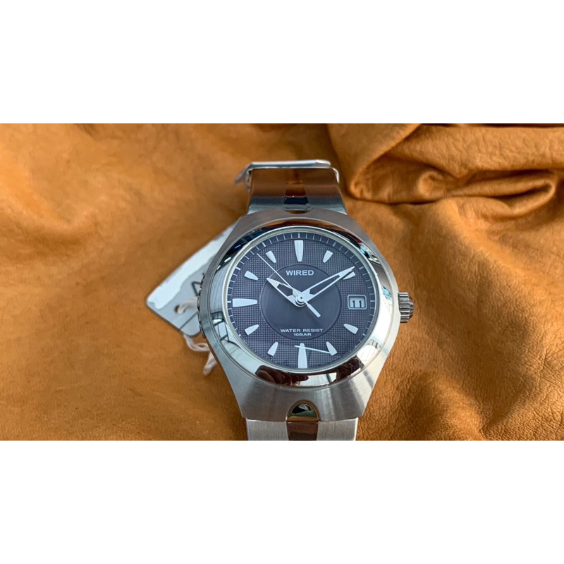 นาฬิกา ALBA WIRED รุ่น V742-7A80 ของมือสองสภาพใหม่ของแท้ ราคา 1590บาท