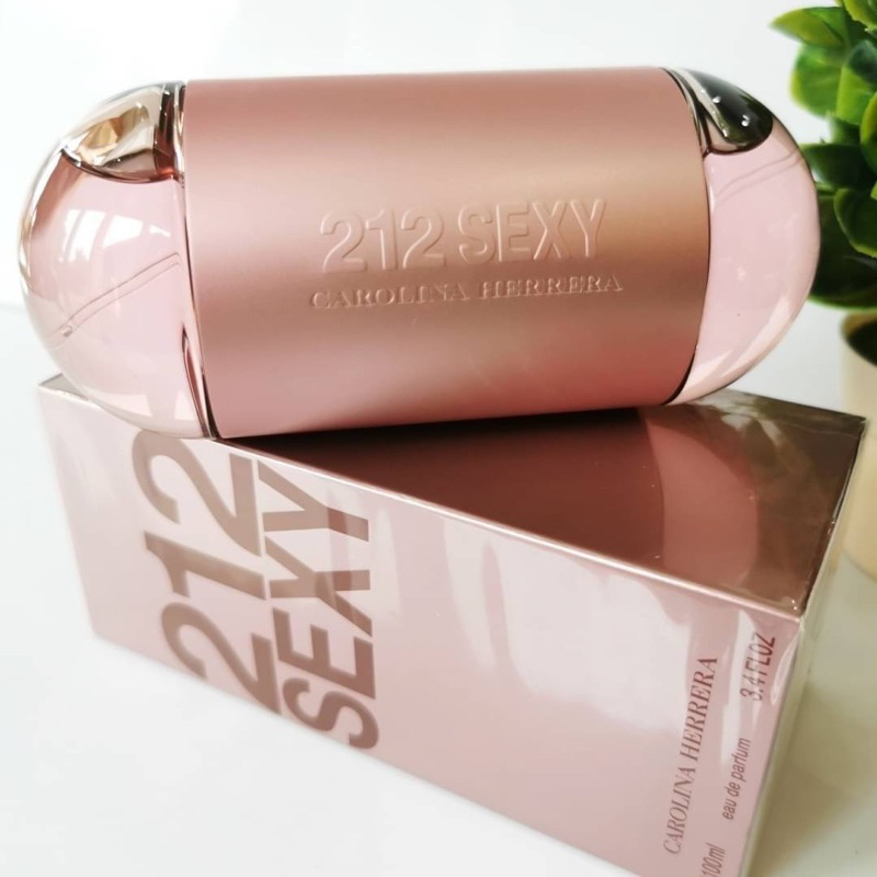 แท้ 💯❗️Carolina Herrera 212 Sexy EDP