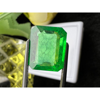 Lab emerald Columbian color 10x12 mm Oval 9.25 carats