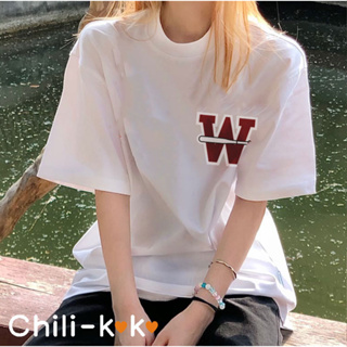 Chili_k❤️k❤️ เสื้อคู่รักชายหญิง แขนสั้น oversize  เสื้อผ้าวินเทจผู้หญิง ทรงหลวม เสื้อยืดโอเวอร์ไซส์ผู้หญิงเท่ 2391