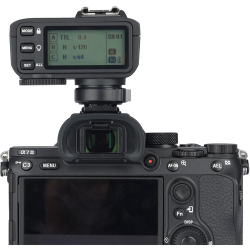 Godox Trigger X2T TTL , Wireless Flash Trigger 2.4GHz สามารถตั้งค่าต่างๆ ผ่านมือถือ โดยเชื่อมต่อ บลุทุธ รับประกัน 1 ปี