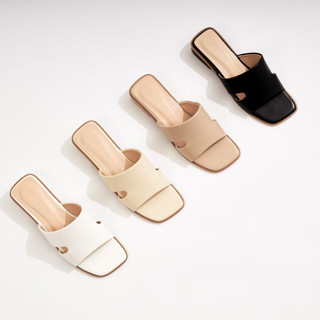 NUMBER8 WL121 : SAKU SANDALS