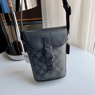 กระเป๋าCoach Track Small Flap Crossbody In Colorblock SignatureStyle No. C3134