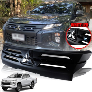 กระจังหน้า หน้ากระจัง โลโก้โครเมียม มีไฟ LED สีขาว รุ่น มิตซูบิชิ ไทรทัน MITSUBISHI TRITON ปี 2019 - 2021 สีดำเงา 1 ชิ้น