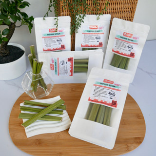 ก้านมะละกออบแห้ง ปลอดสารพิษ - Papaya Stalk Sticks by Merryn (25G)