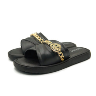 Gpatt : Golden Smile Sandals รองเท้าแตะแบบสวมแฟชั่นประดับโซ่ลายยิ้มสีทอง นุ่มสบาย รองเท้าแฟชั่นสไตล์มินิมอล