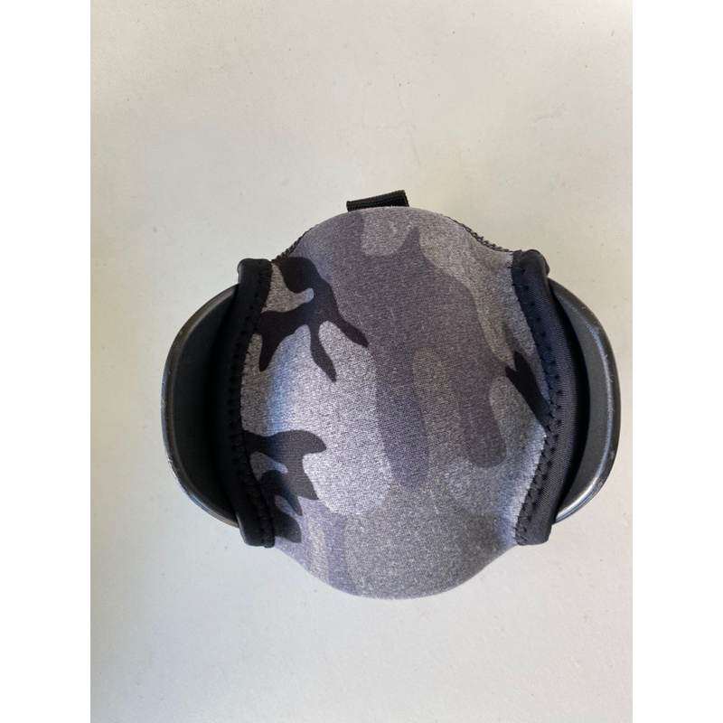 AOI 400A neoprene lens cover