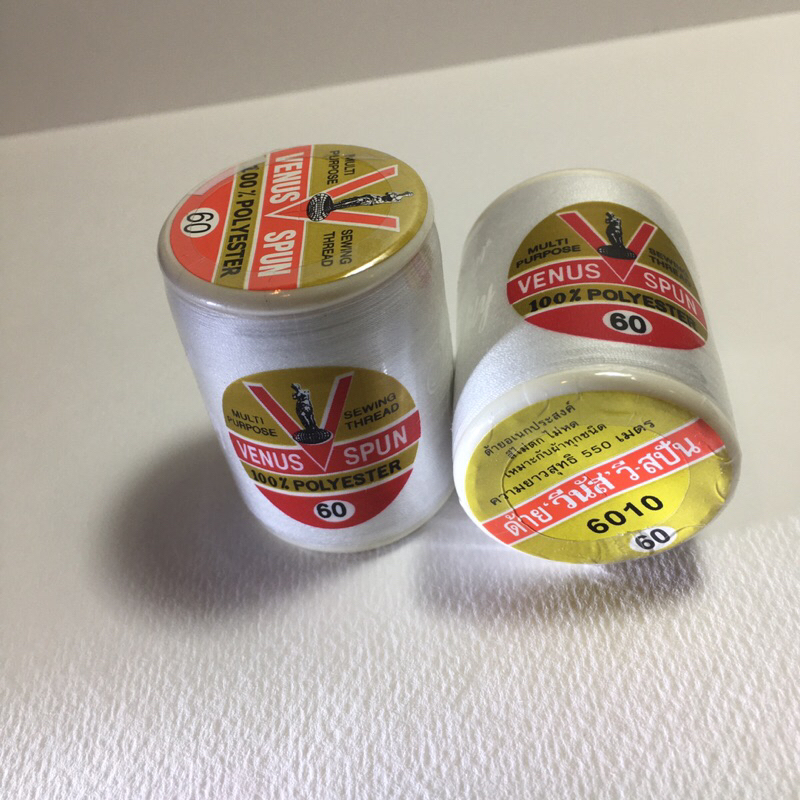 ด้ายวีนัส 550เมตร ขาว ดำ ตราVenus ราคา2 หลอด30 บาท