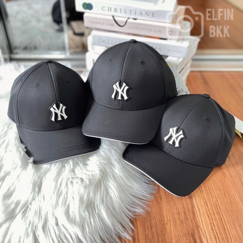 แท้ 💯 MLB Athleisure Structure Ball Cap -NY/LA หมวกแก๊ป สีดำ สีขาว สายหลังลายทาง