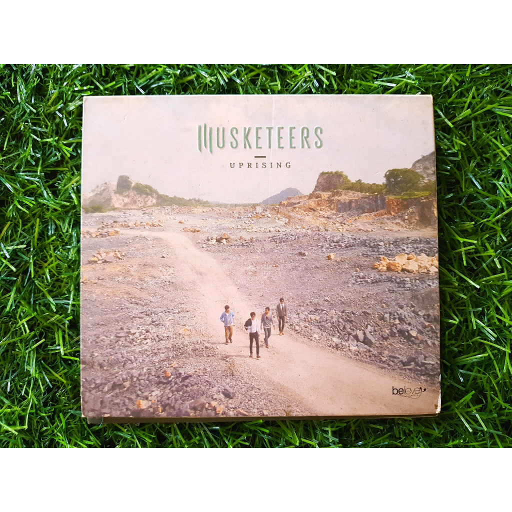 CD แผ่นเพลง Musketeers อัลบั้ม UPRISING (วงมัสเก็ตเทียร์)