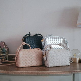 BV Crossbody Mini Bag กระเป๋าหนังแท้