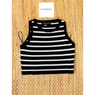 LOONNY STORE x ไหมพรม แขนกุด ใหม่กริบ เทียบมือ1 ทรงครอป น่ารัก อก 28 ยาว 14 • Code : 360(4)
