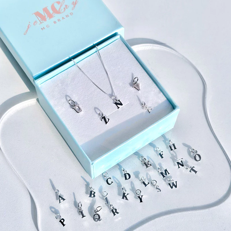 MCbrand.Jewelry🩵 สร้อยคอเงินแท้ 92.5% จี้เงินแท้ ตัวอักษร A-Z จี้ 5 mm [แถมกล่อง+ใบประกัน] ใส่ติดตัวได้ ไม่ลอก
