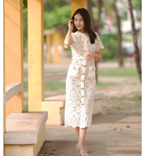 SP310 : Cream Floral Guipure Dress เดรสลูกไม้แขนสั้น แต่งโบว์